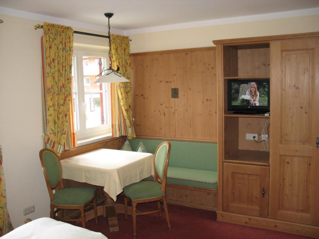 Hotel Triendlhof Zöblen Pokoj fotografie